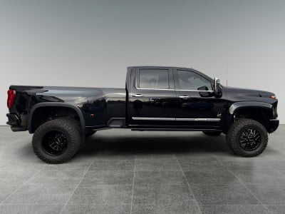 2026 Chevrolet Silverado 3500 HD High Country DRW