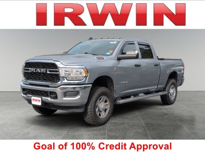 2022 RAM 2500 Tradesman Crew Cab 4x4 6'4" Box