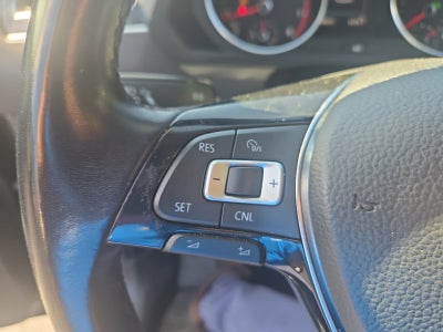 2018 Volkswagen Tiguan 2.0T SE