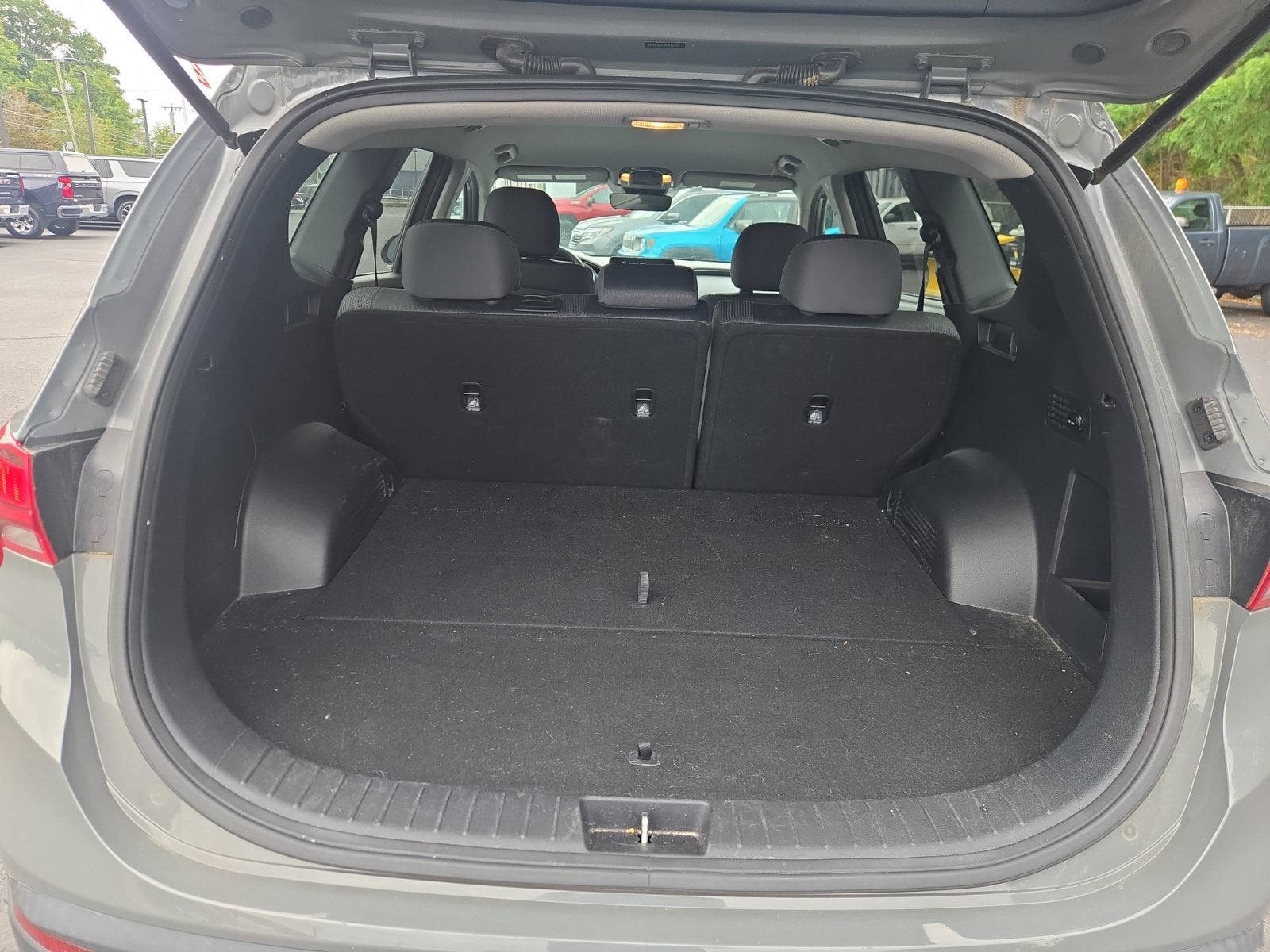 2022 Hyundai SANTA FE SE