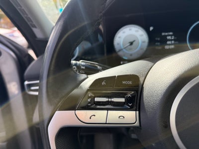 2022 Hyundai ELANTRA Limited