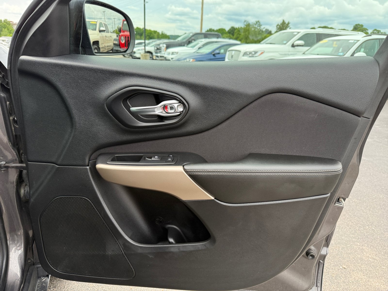 2018 Jeep Cherokee Latitude