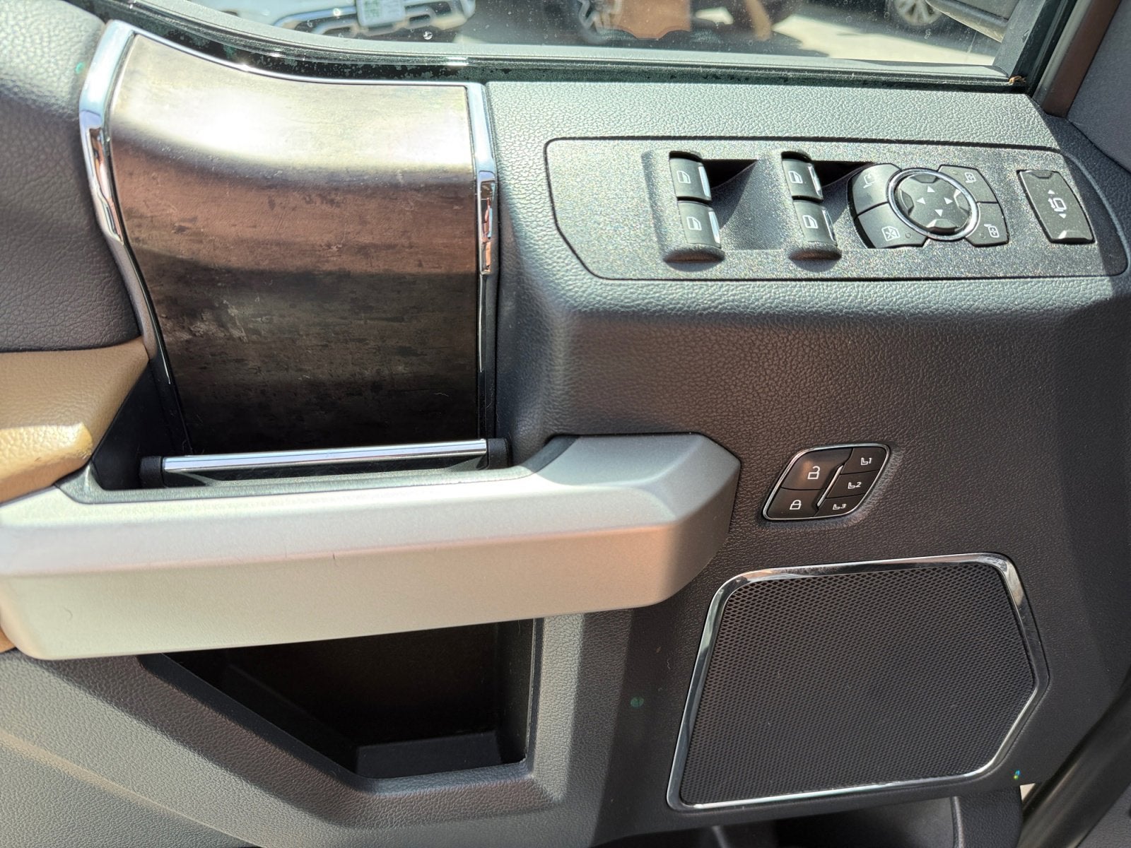 2022 Ford Super Duty F-250 SRW LARIAT