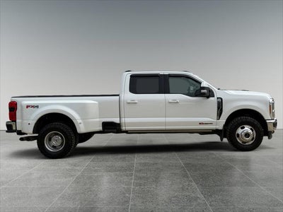 2023 Ford Super Duty F-350 DRW LARIAT