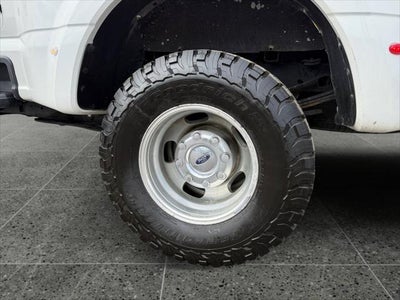 2023 Ford Super Duty F-350 DRW LARIAT