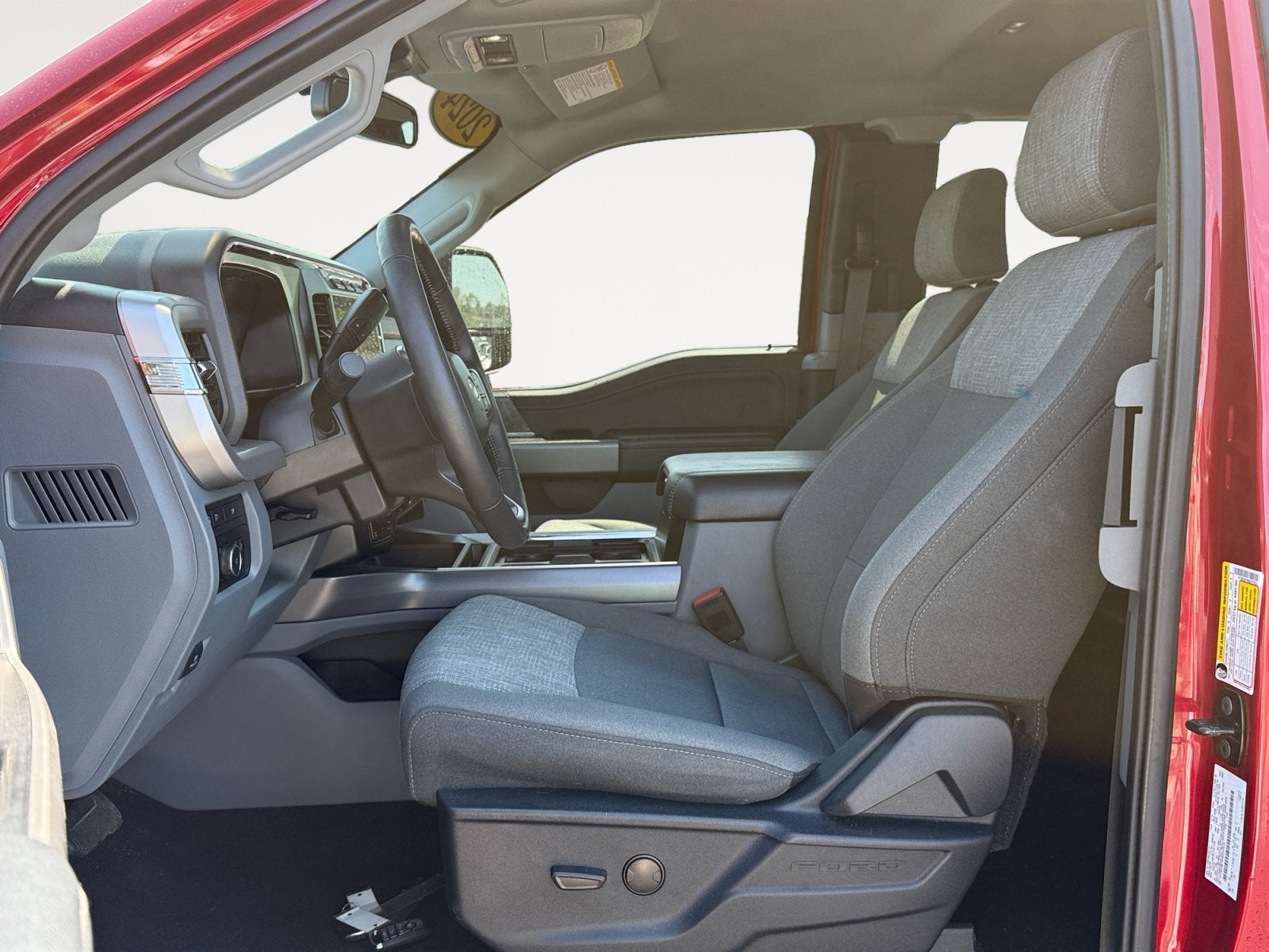 2024 Ford Super Duty F-350 SRW XLT