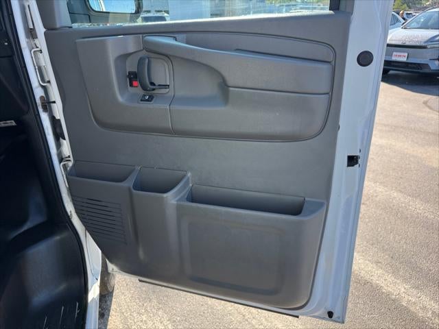 2014 GMC Savana Cargo Van Work Van