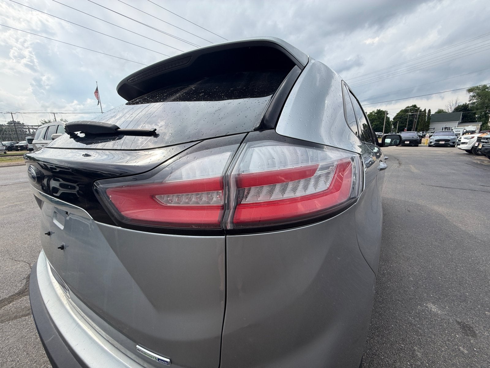 2020 Ford Edge SE