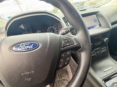 2020 Ford Edge SE
