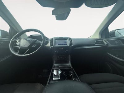 2020 Ford Edge SE