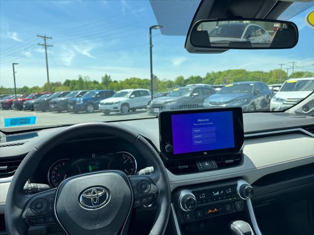 2025 Toyota RAV4 XLE Premium
