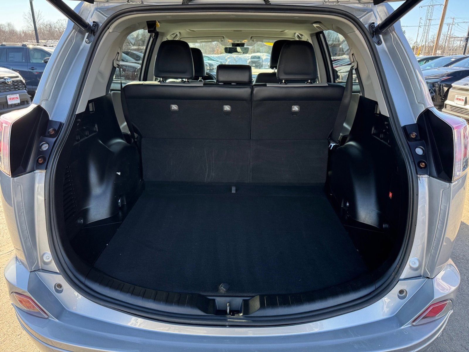 2017 Toyota RAV4 Platinum