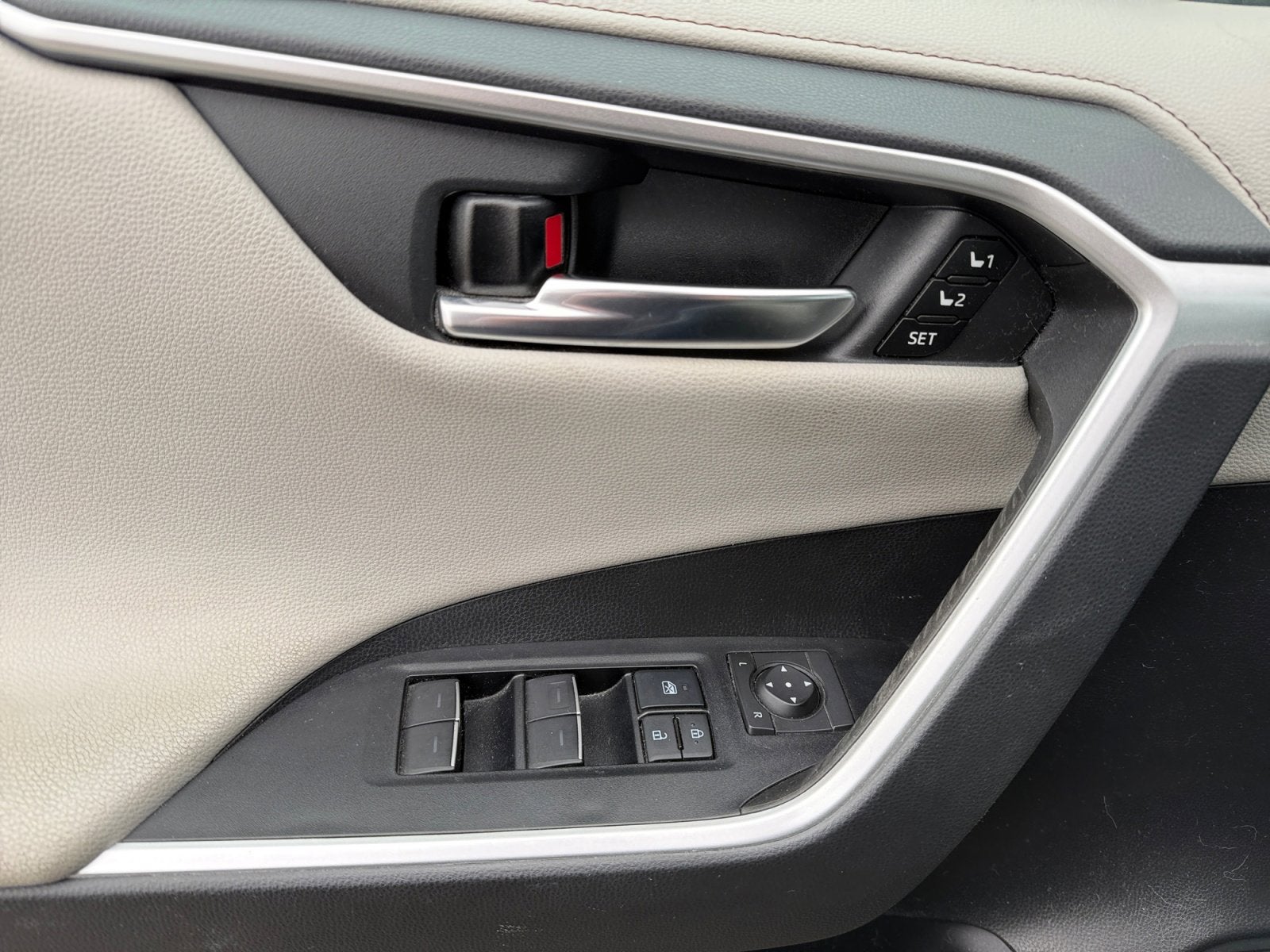 2022 Toyota RAV4 Limited