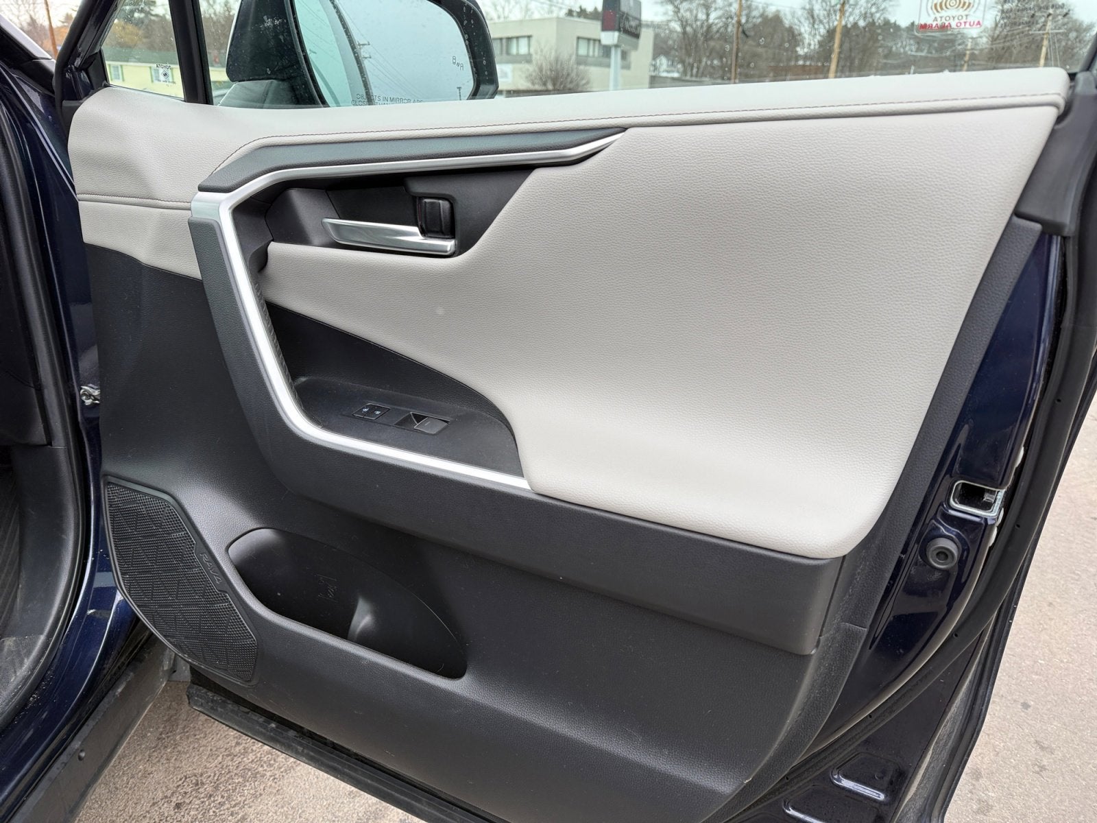 2022 Toyota RAV4 Limited