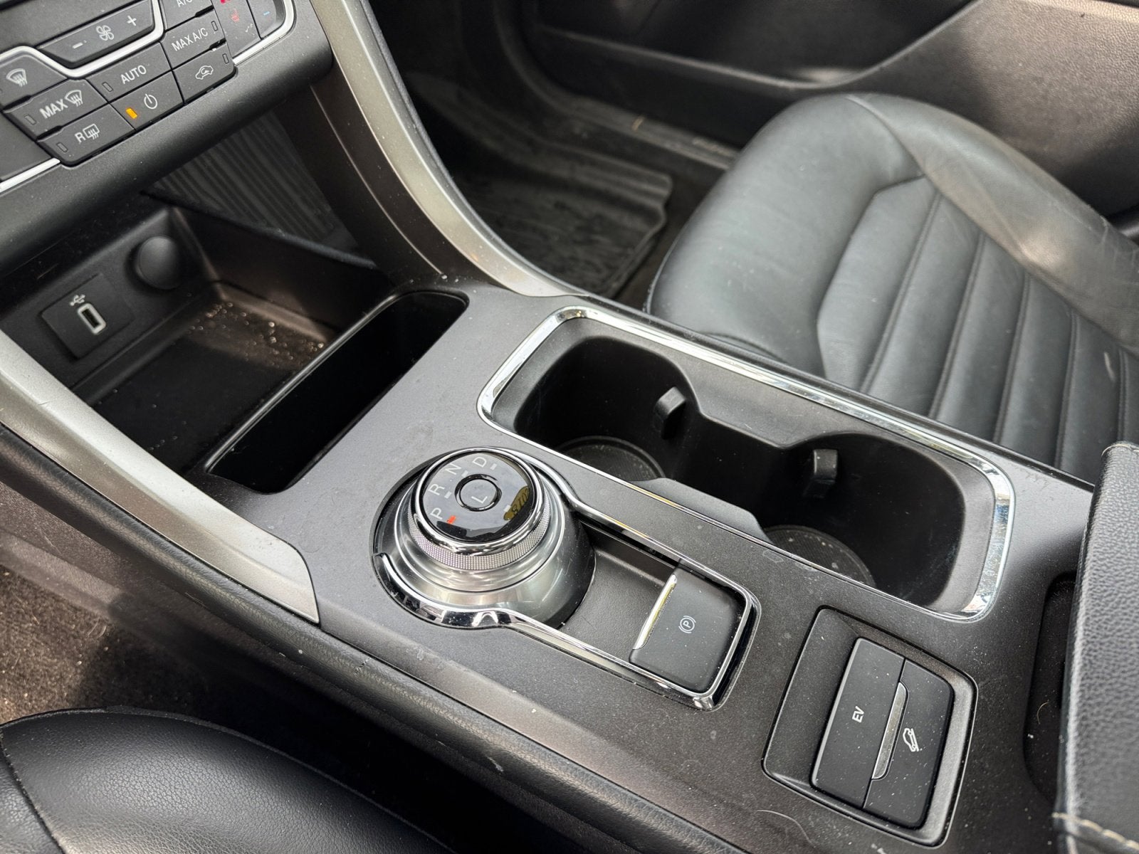 2018 Ford Fusion Energi SE