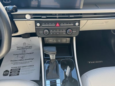 2025 Hyundai TUCSON SE