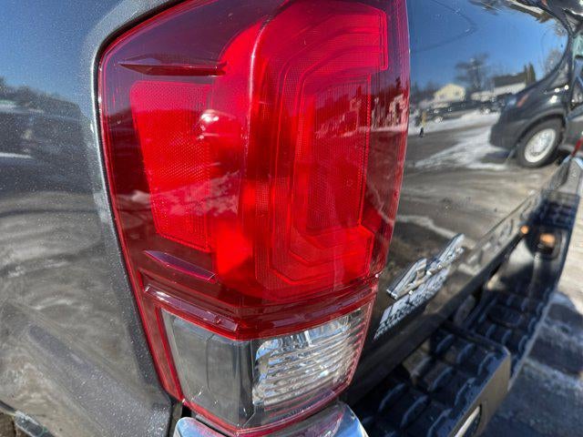 2021 Toyota Tacoma 4WD SR5