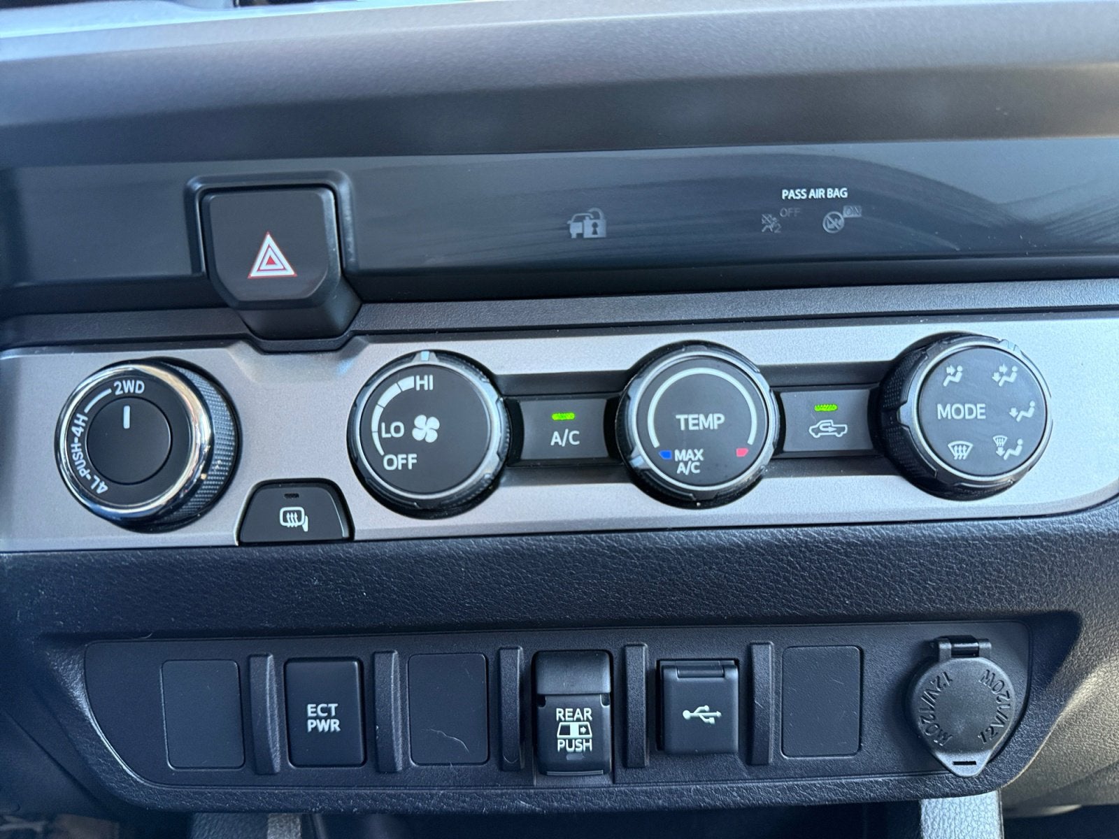 2020 Toyota Tacoma 4WD SR5