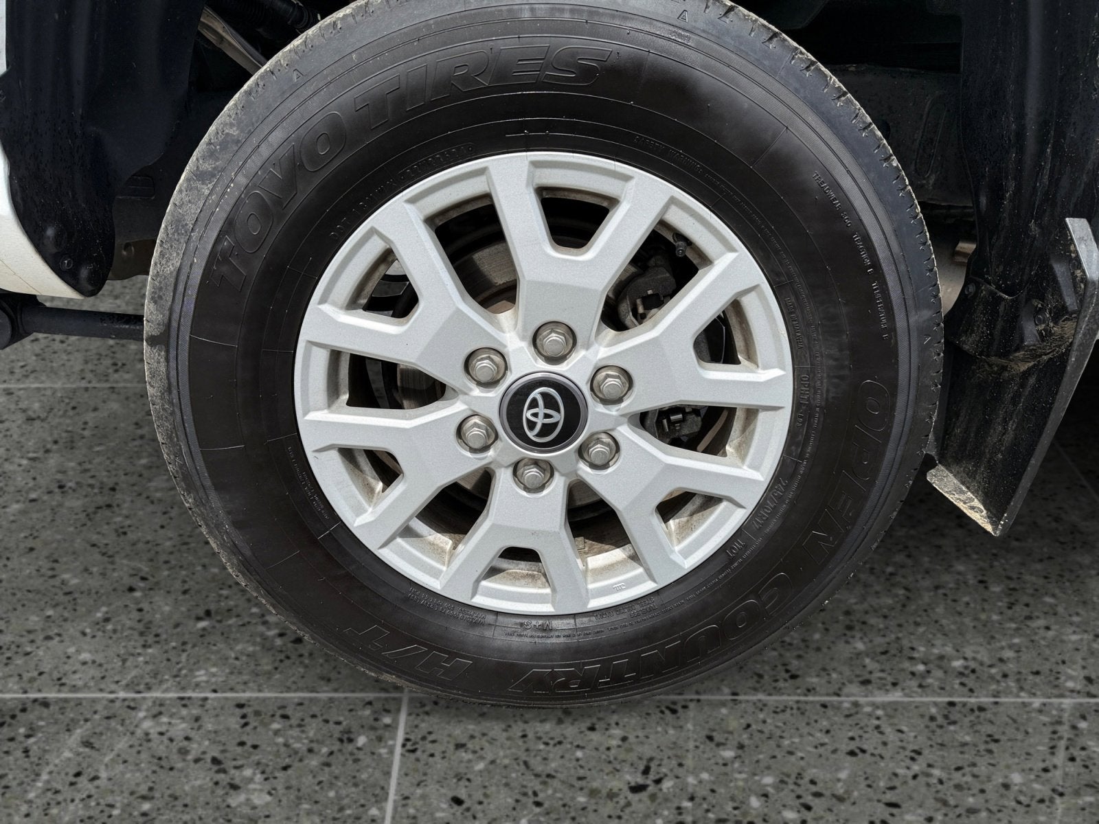 2024 Toyota Tacoma 4WD SR5
