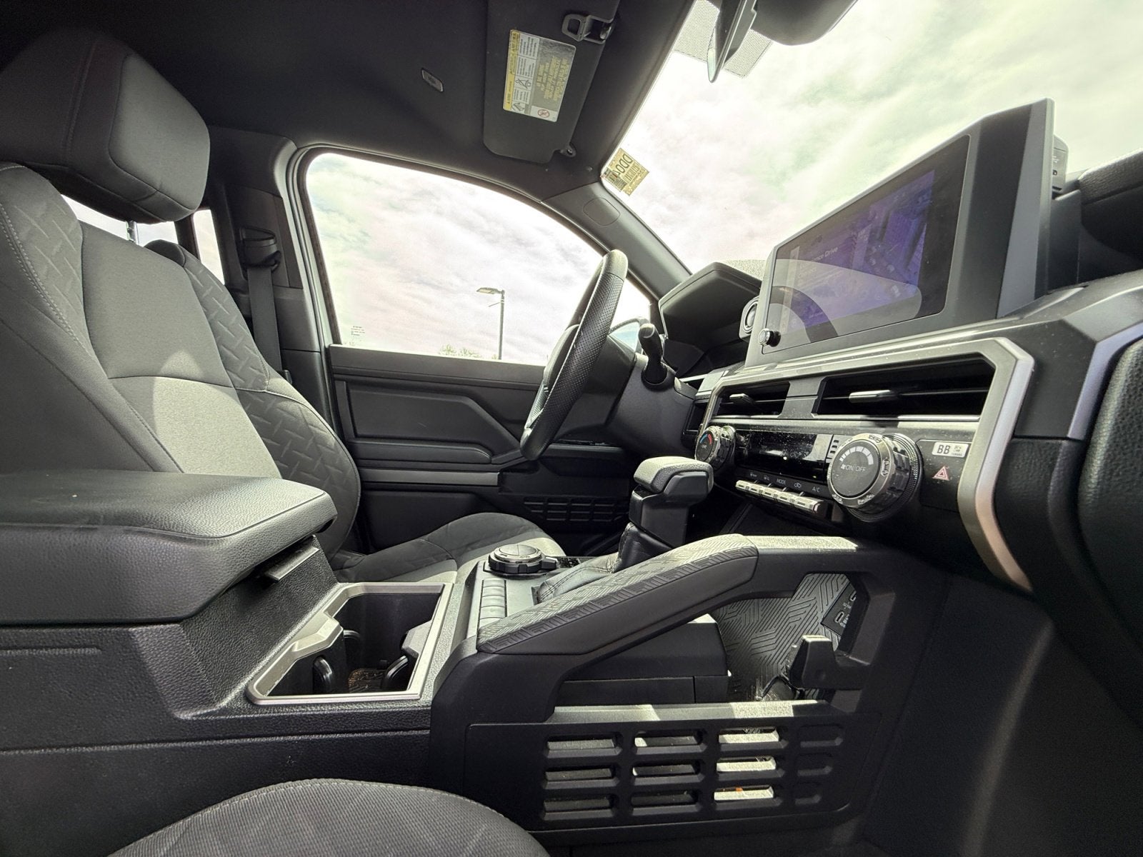 2024 Toyota Tacoma 4WD SR5
