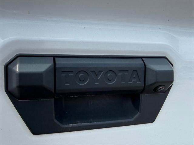 2024 Toyota Tacoma 4WD SR5