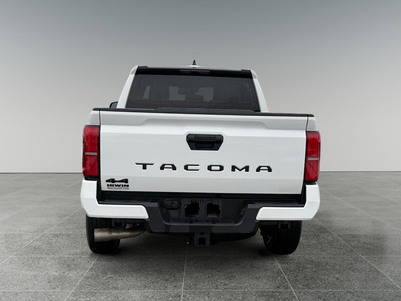 2025 Toyota Tacoma 4WD SR5
