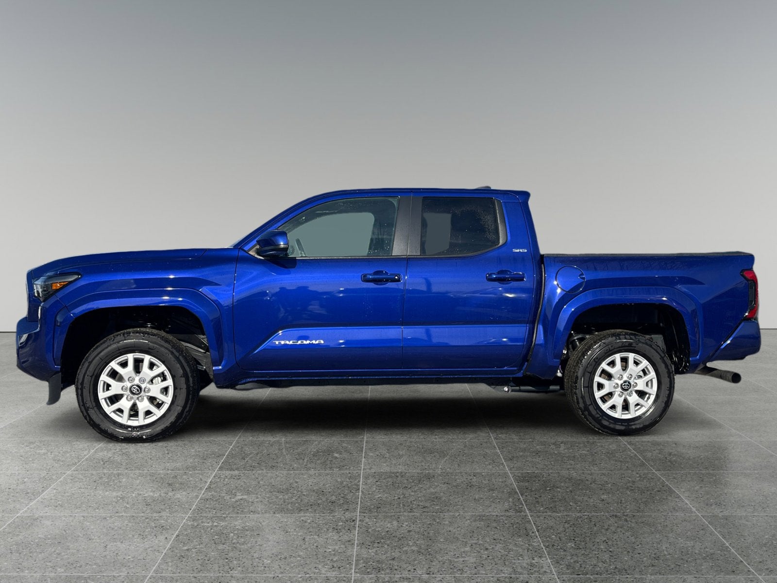 2025 Toyota Tacoma 4WD SR5