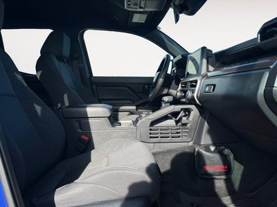 2025 Toyota Tacoma 4WD SR5