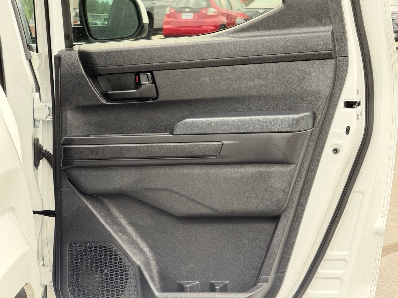 2025 Toyota Tacoma 4WD SR5
