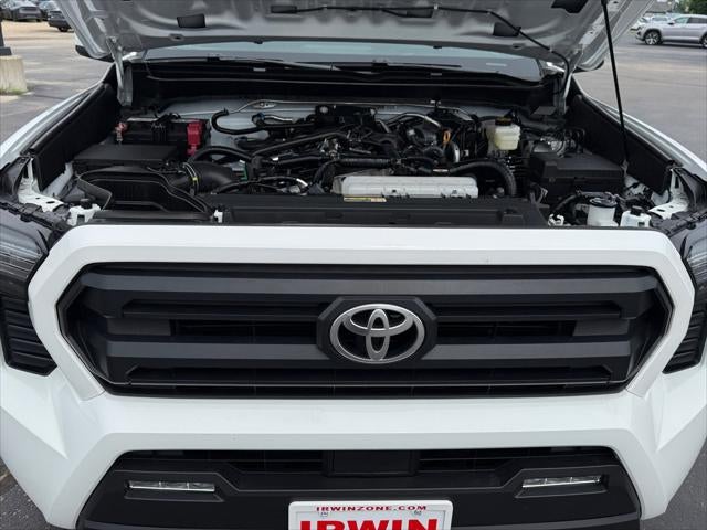 2025 Toyota Tacoma 4WD SR5