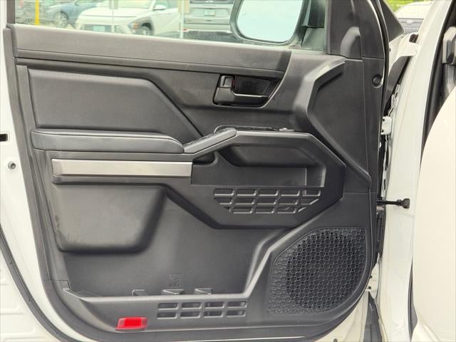 2025 Toyota Tacoma 4WD SR5