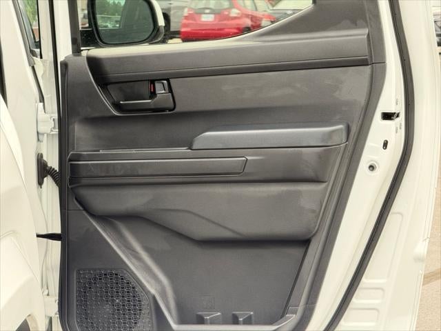 2025 Toyota Tacoma 4WD SR5
