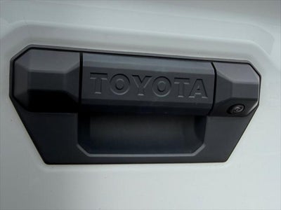 2025 Toyota Tacoma 4WD SR5