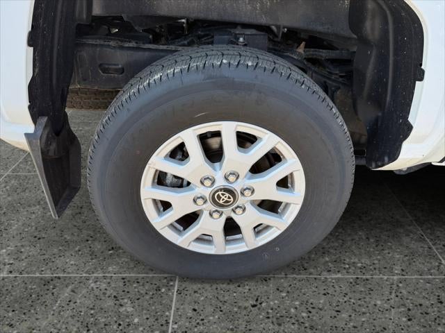 2024 Toyota Tacoma 4WD SR5