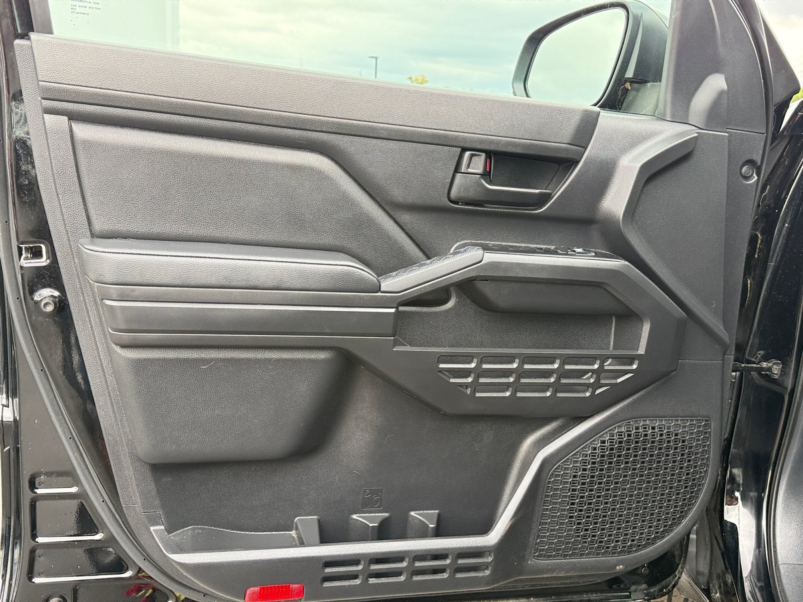 2024 Toyota Tacoma 4WD SR