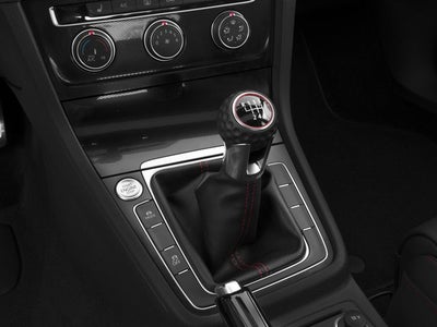 2017 Volkswagen Golf GTI SE 4-Door