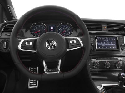 2017 Volkswagen Golf GTI SE 4-Door