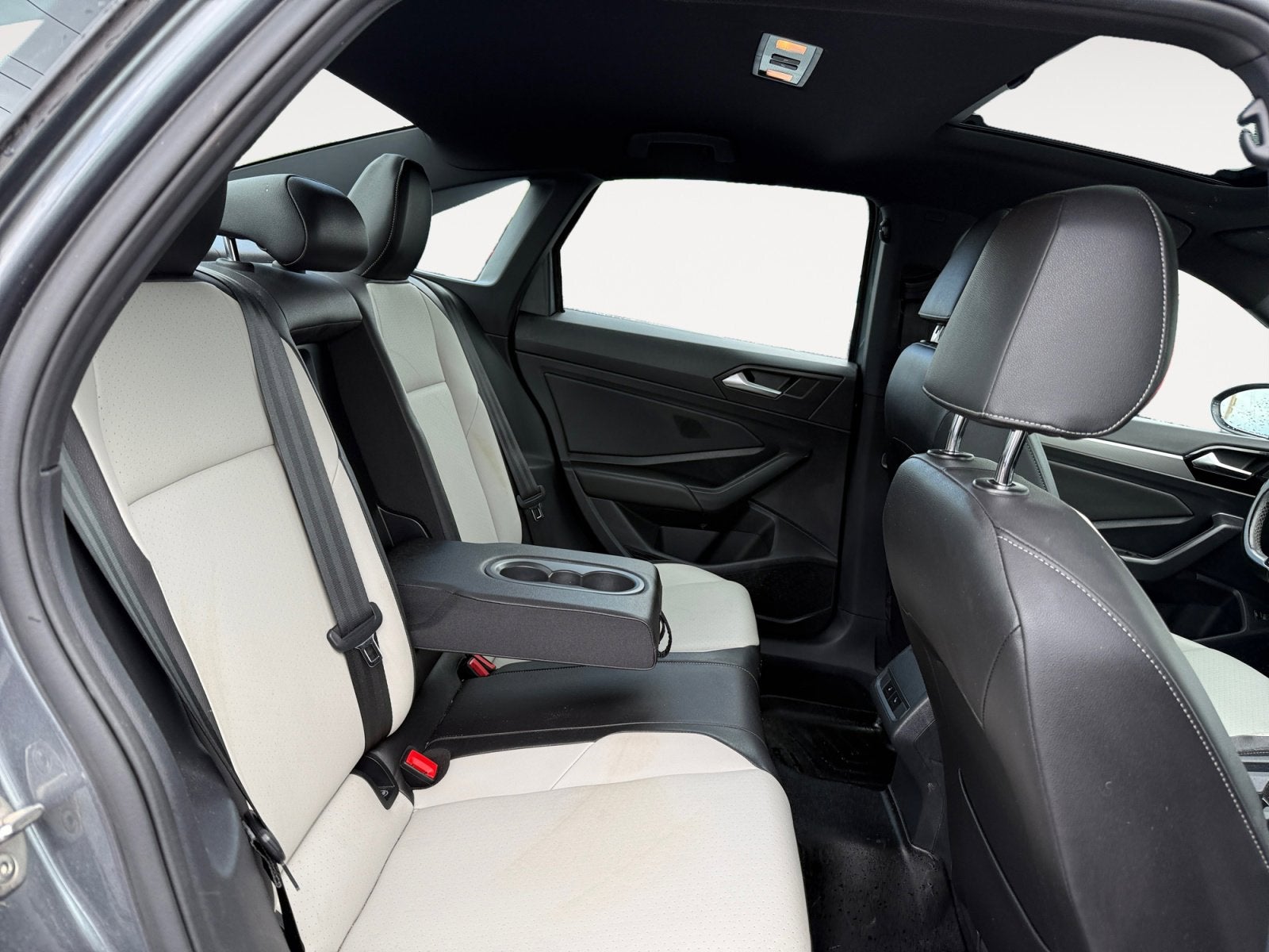 2019 Volkswagen Jetta R-Line