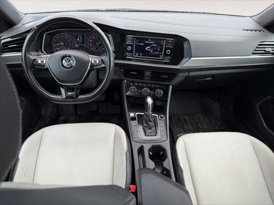 2019 Volkswagen Jetta R-Line