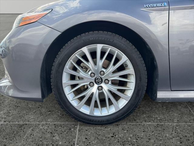 2019 Toyota Camry Hybrid XLE