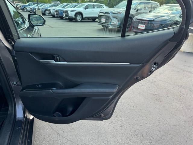 2019 Toyota Camry Hybrid XLE