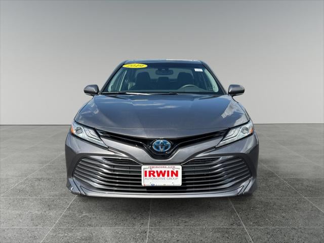 2019 Toyota Camry Hybrid XLE