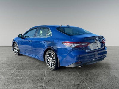 2023 Toyota Camry Hybrid XLE