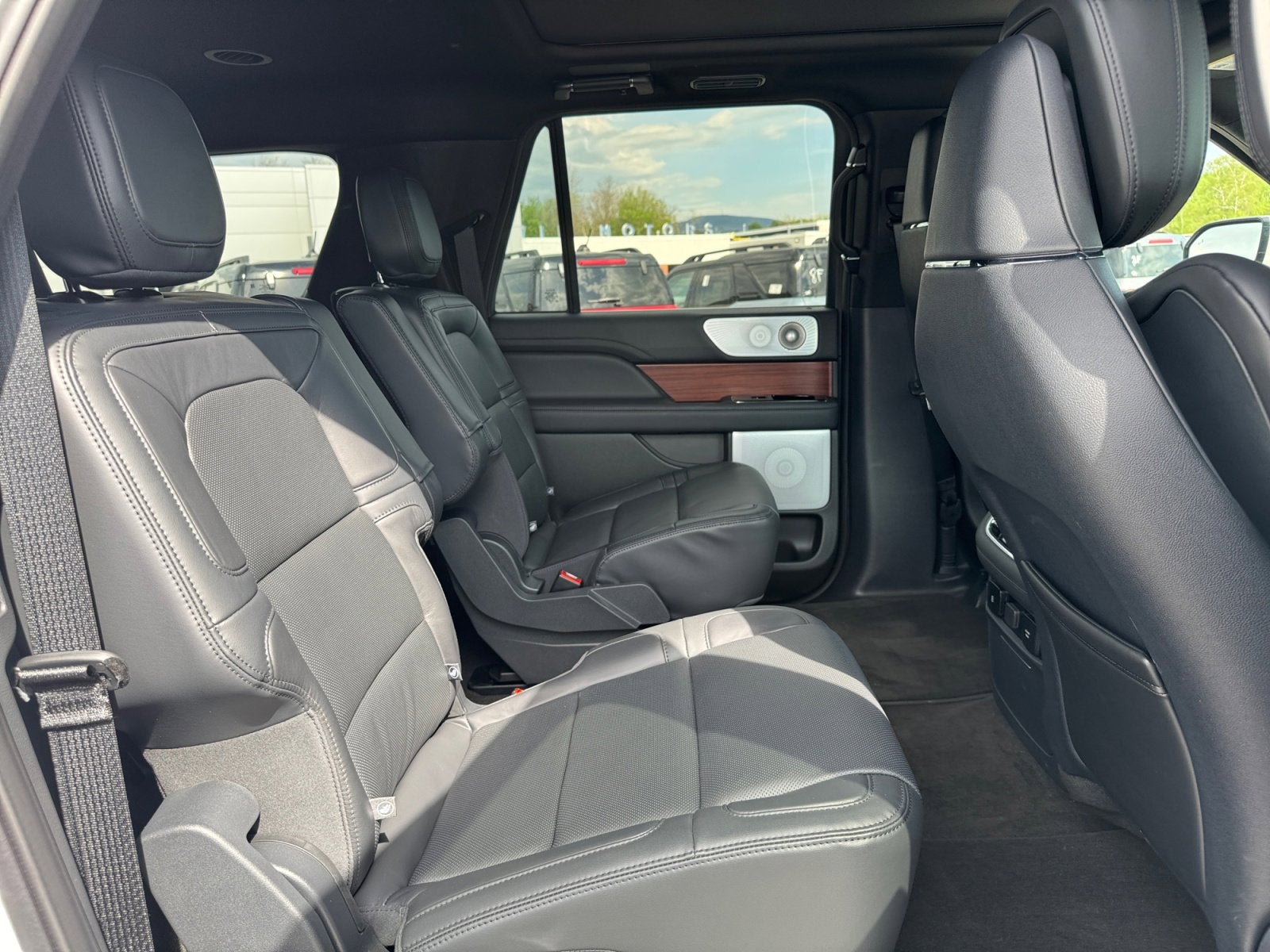 2024 Lincoln Navigator L Reserve