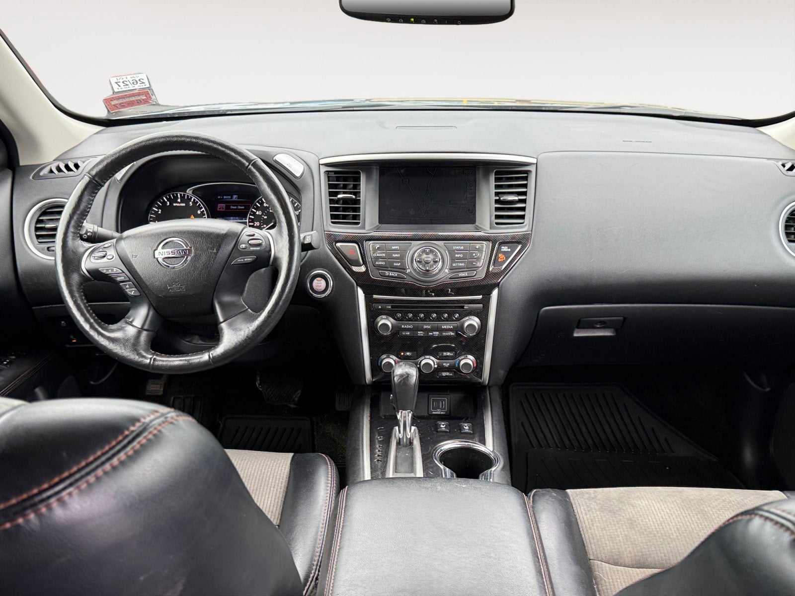 2020 Nissan Pathfinder SV