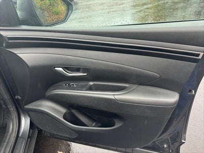 2024 Hyundai TUCSON SE