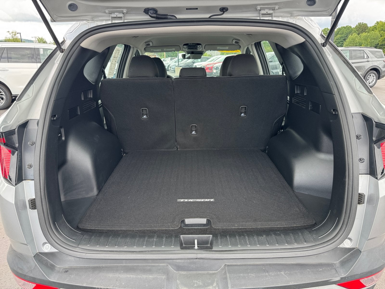 2024 Hyundai TUCSON SE