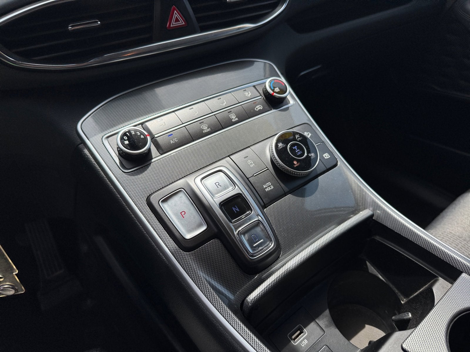 2023 Hyundai SANTA FE SE