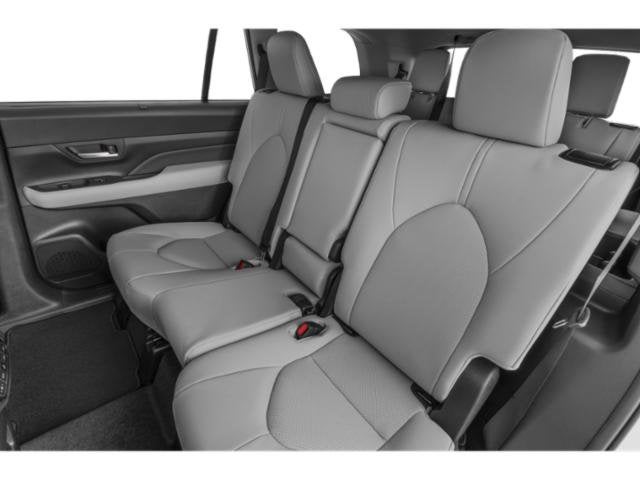 2025 Toyota Grand Highlander Base