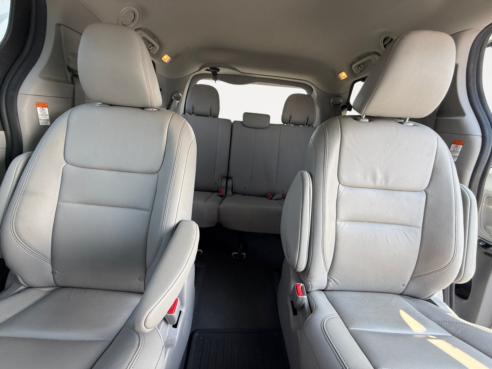 2020 Toyota Sienna XLE